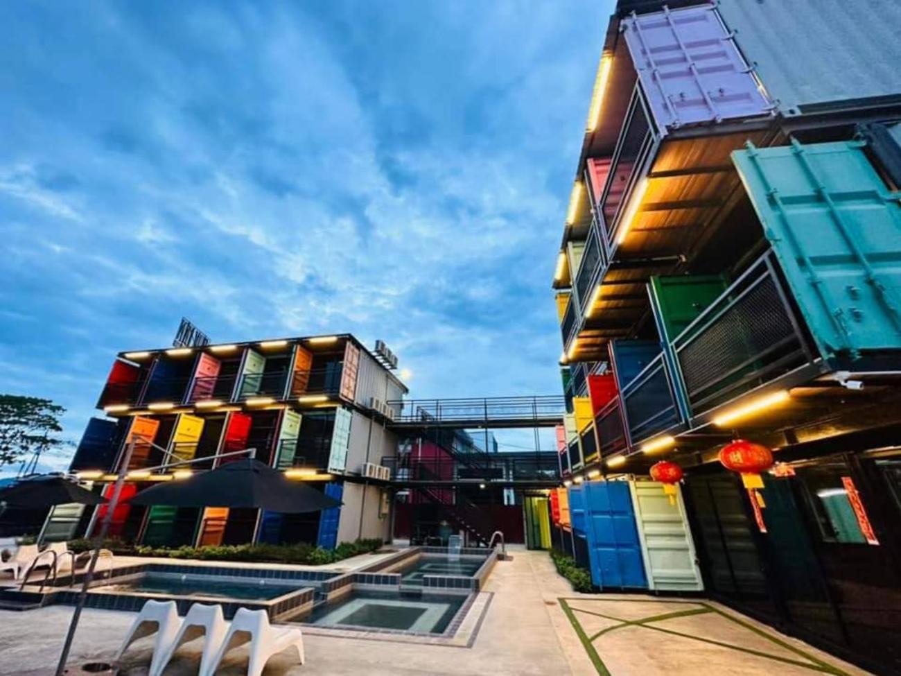 Boxinn The Kontena Home Semporna Exterior foto
