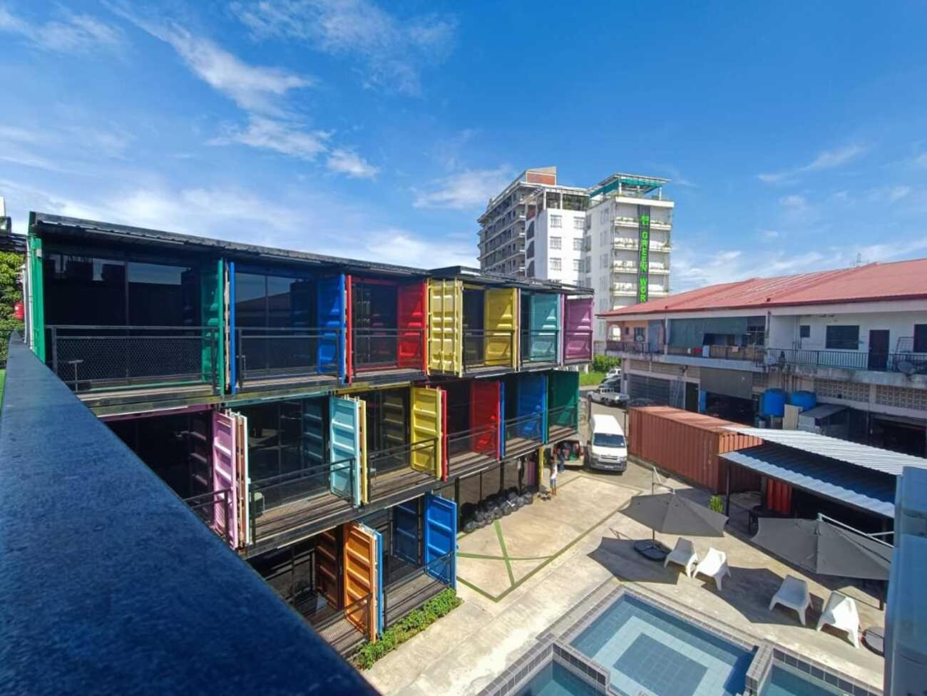 Boxinn The Kontena Home Semporna Exterior foto